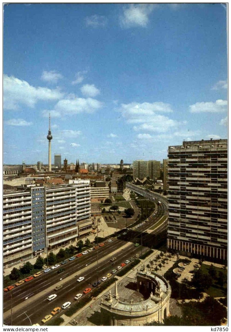 Berlin - Blick Auf Die Leipziger Strasse - Other & Unclassified