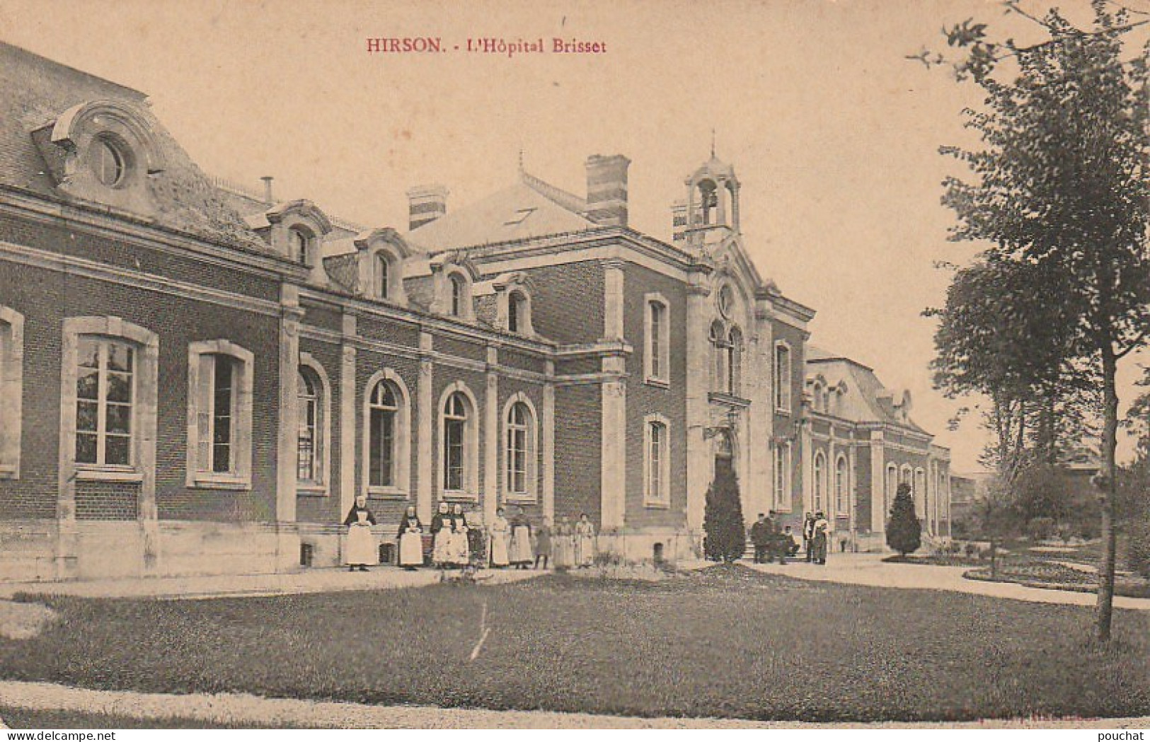 WA 7-(02) HIRSON - L' HOPITAL BRISSET - LES RELIGIEUSES ET LE PERSONNEL - 2 SCANS - Hirson