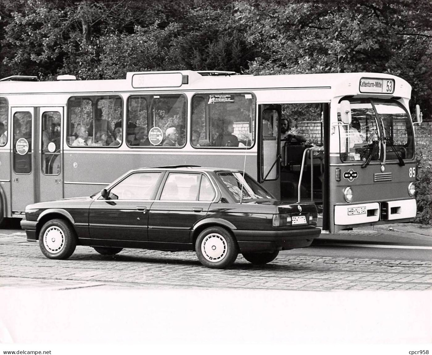 Photo De Presse.ALE10012.24x18 Cm Environ.Allemagne.1988.Attentat.Terrorisme.Prise D'otage - Otros & Sin Clasificación