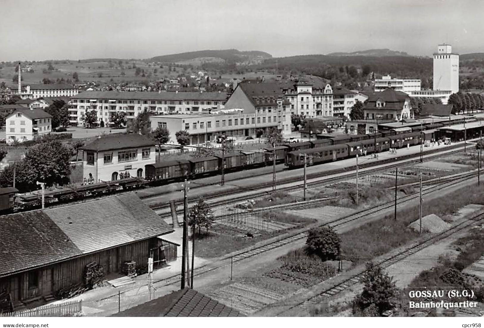 SUISSE - SAN57695 - Gossau - Bahnofquartier -  Zurich à St Gall - CPSM 14x9 Cm - Gossau