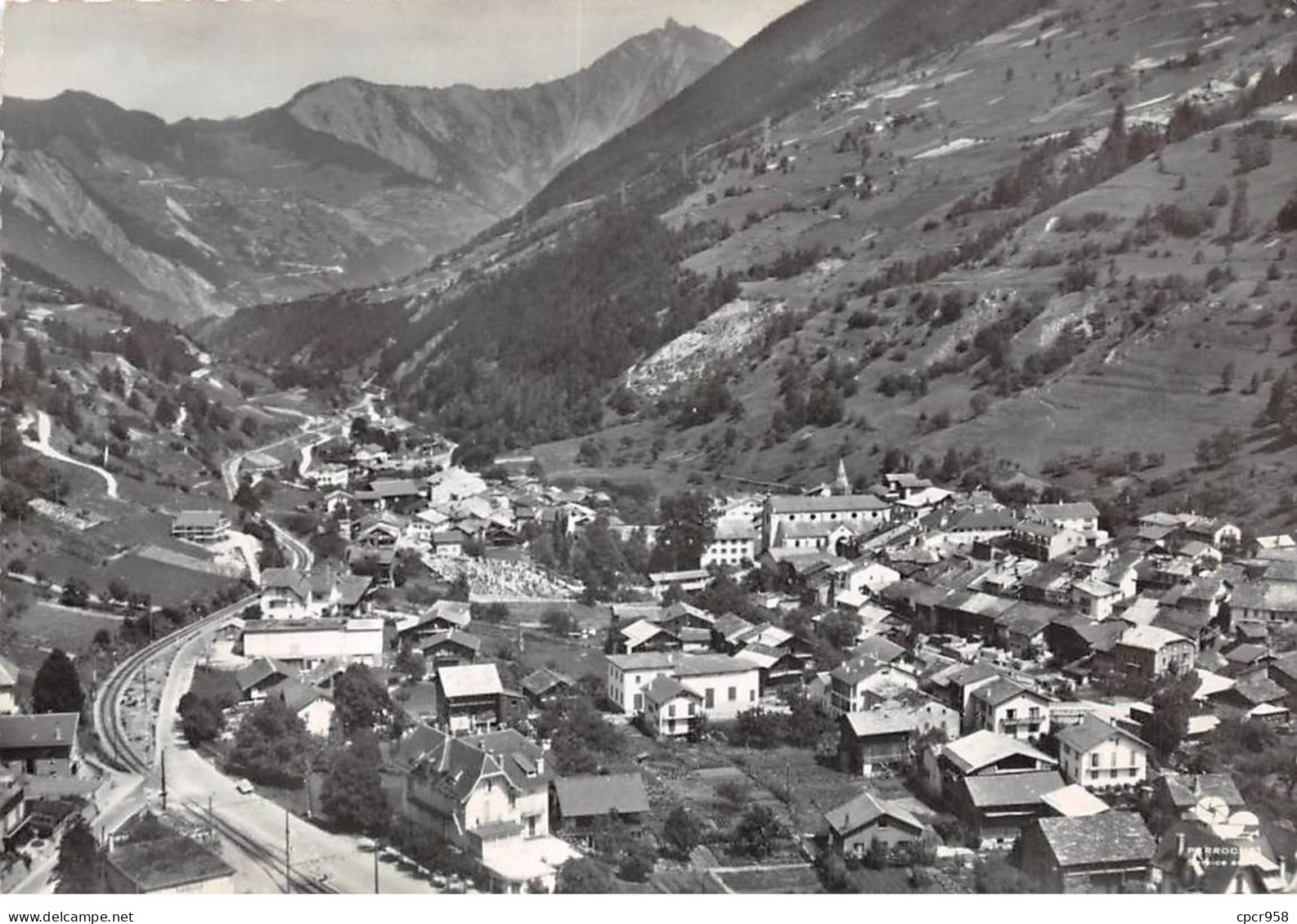 SUISSE - SAN39179 - En Avion Au Dessus D'Orsières - CPSM 15X10 Cm - Orsières