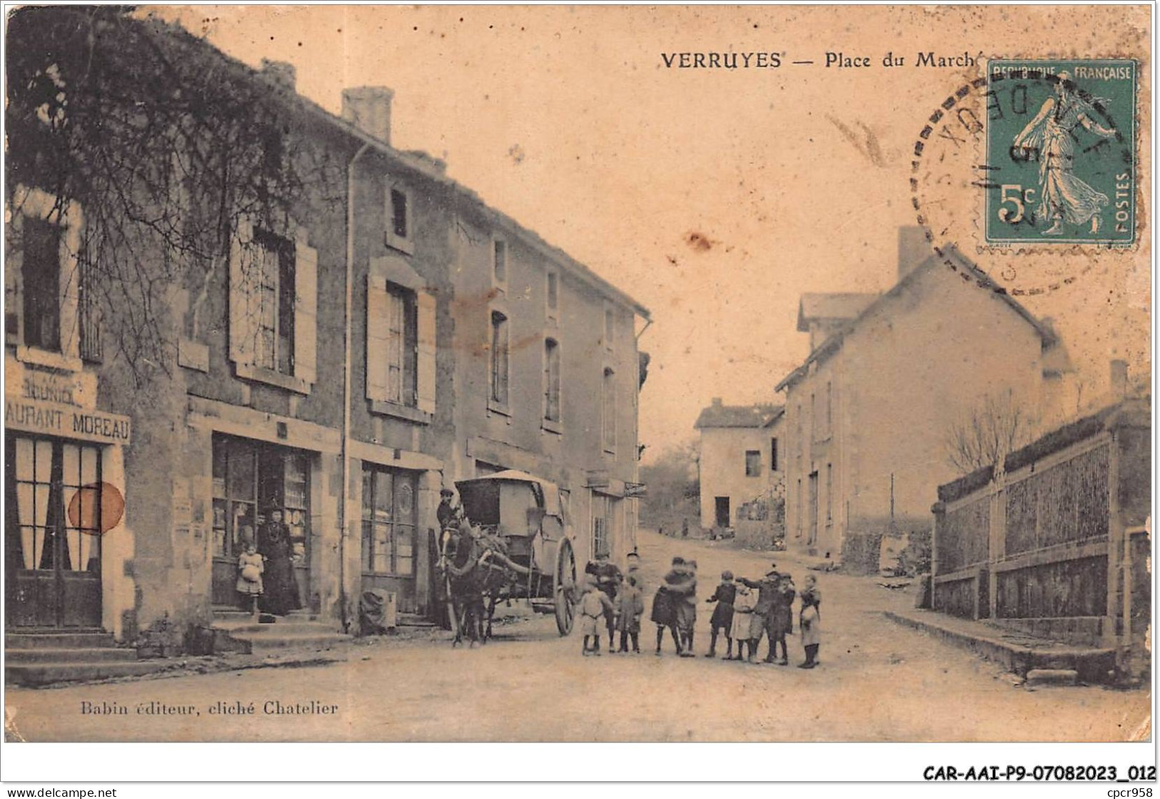 CAR-AAIP9-79-0767 - VERRUYES - Place Du Marché - Restaurant Moreau - Other & Unclassified