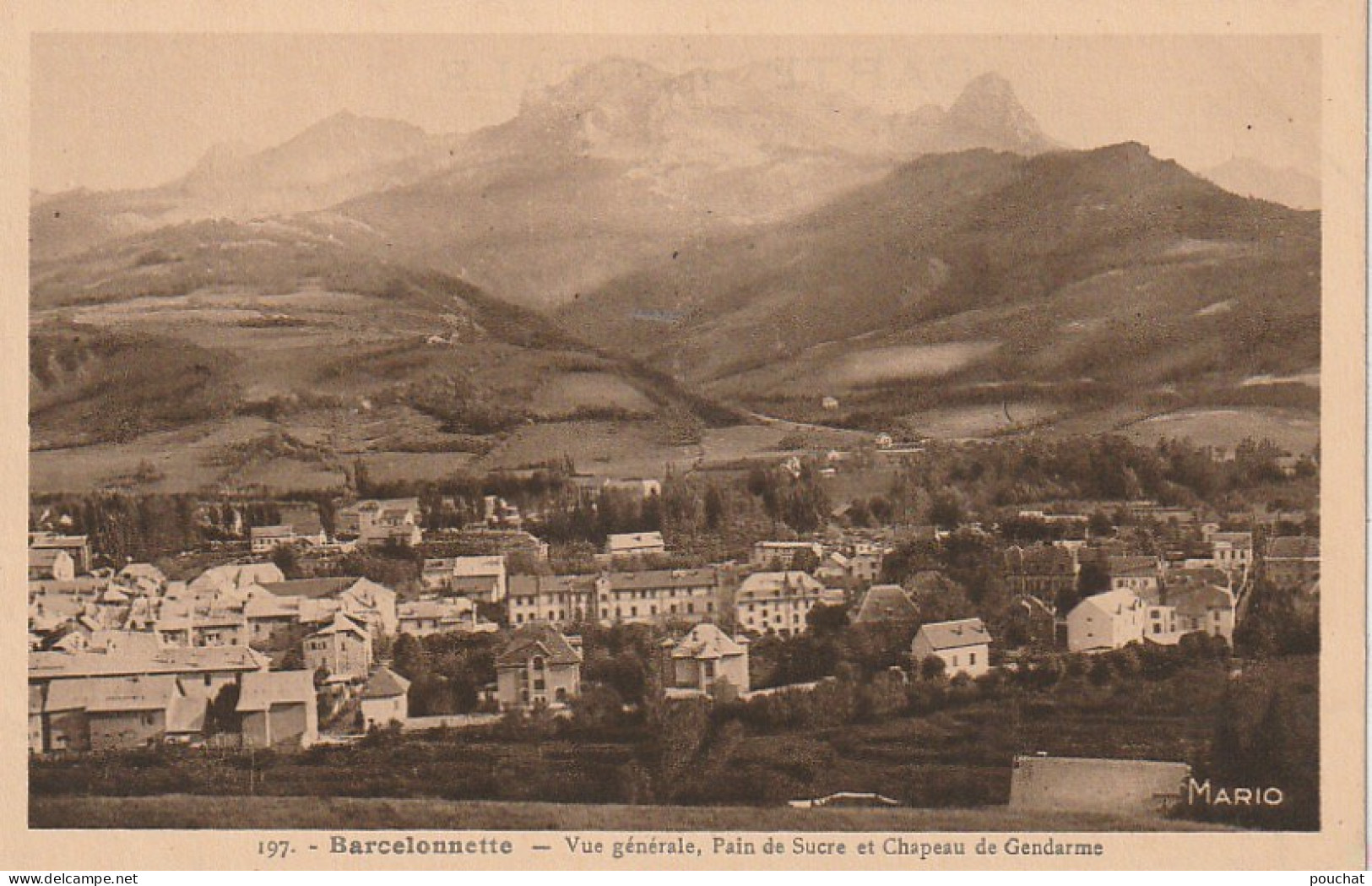 WA 9-(04) BARCELONNETTE - VUE GENERALE , PAIN DE SUCRE ET CHAPEAU DE GENDARME - 2 SCANS - Barcelonnette