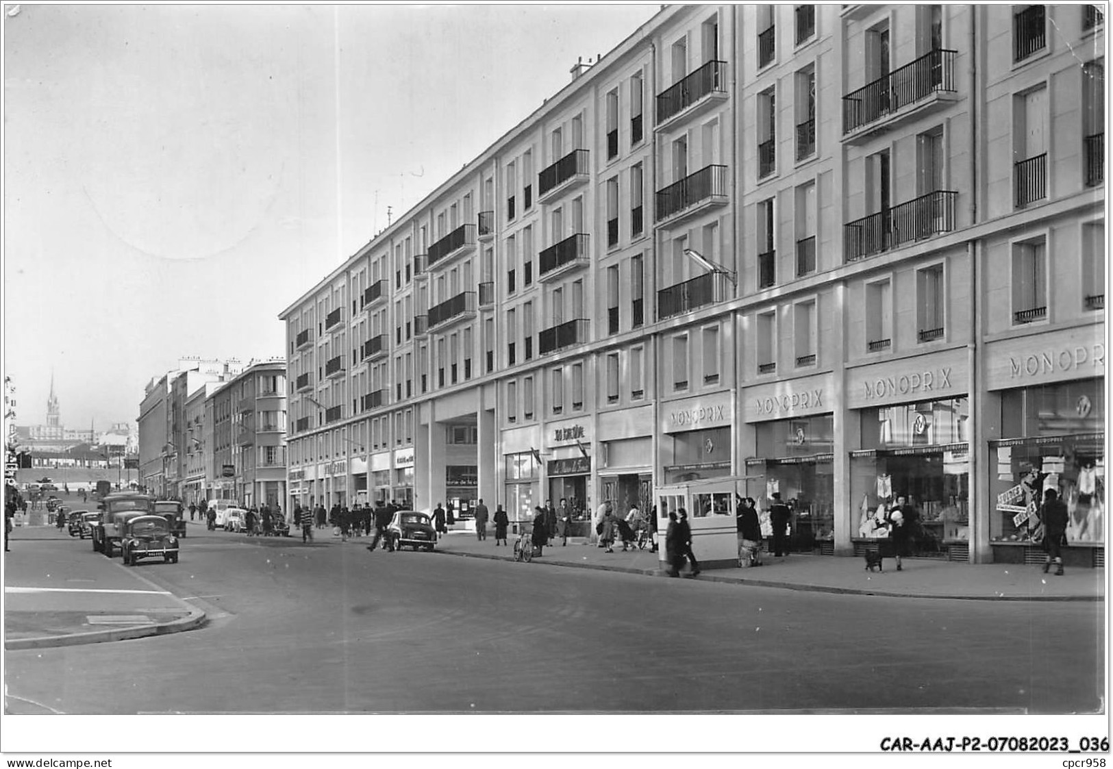 CAR-AAJP2-29-0107 - BREST - La Rue De Siam - Monoprix - Brest