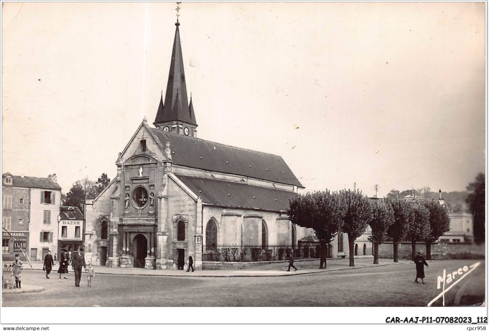 CAR-AAJP11-92-1051 - CLAMART - Eglise Saint-Pierre - Bazar - Clamart
