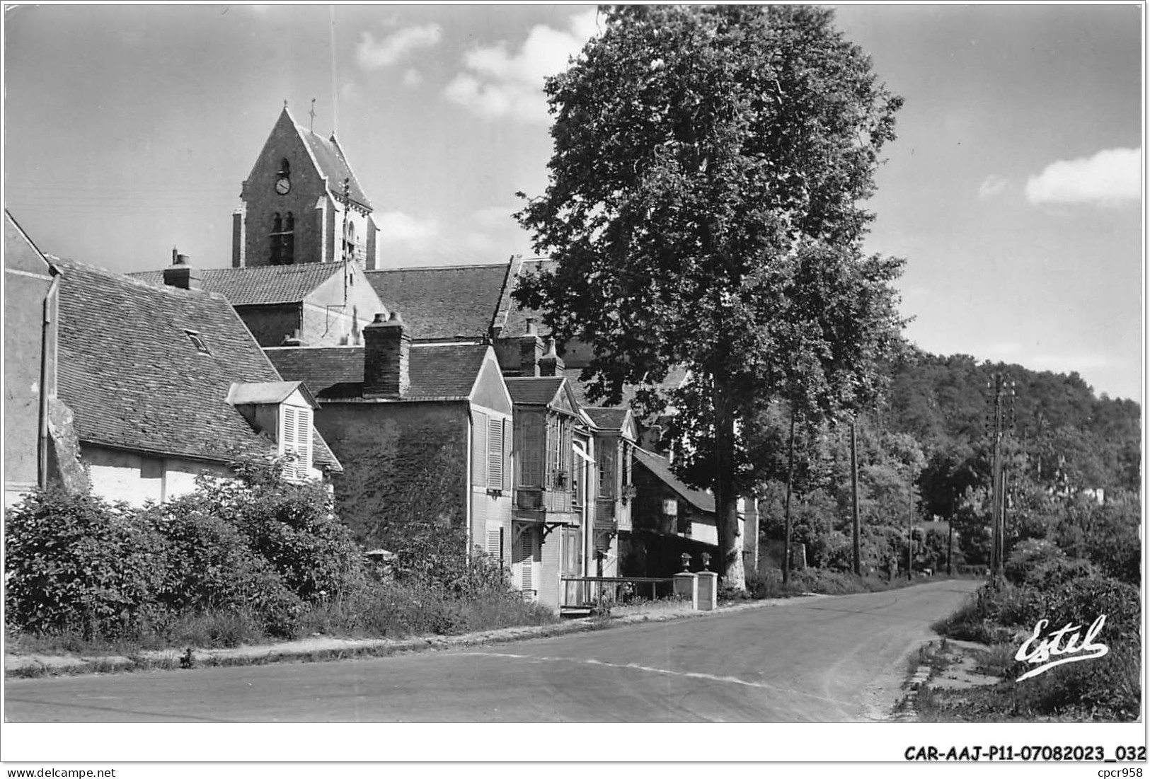 CAR-AAJP11-91-1011 - CHALO-SAINT-MARS - Route De Saint-Hilaire - L'église - Autres & Non Classés
