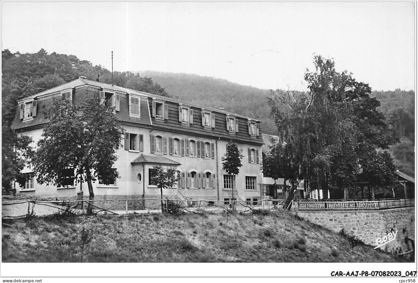 CAR-AAJP8-68-0698 - MUNSTER - Le Kleebach - Maison De Repos Pour Veuves Et Orphelins De Guerre - Munster