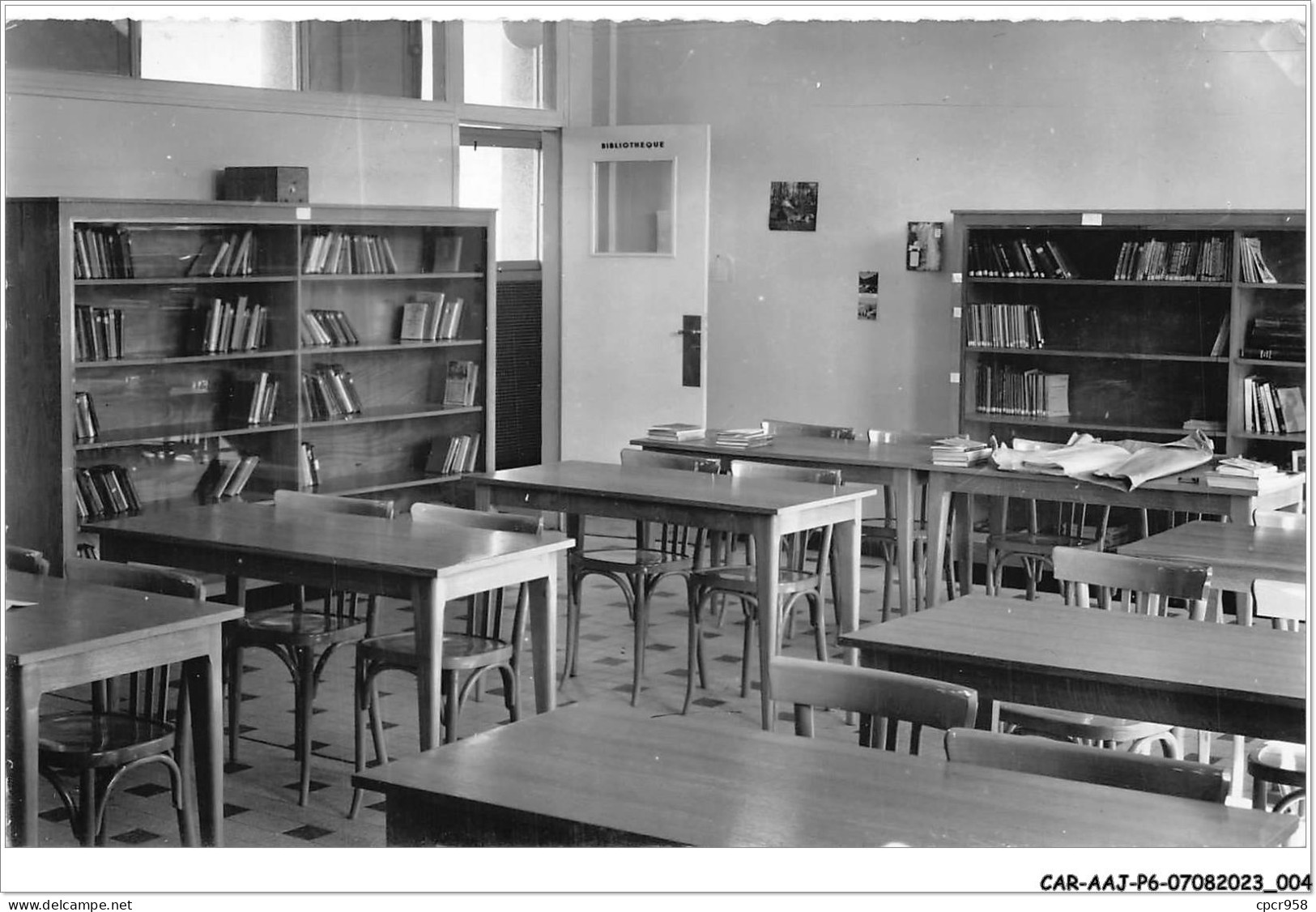 CAR-AAJP6-59-0470 - DUNKERQUE - Lycée Jean Bart - Une Bibliothèque D'élèves - Dunkerque