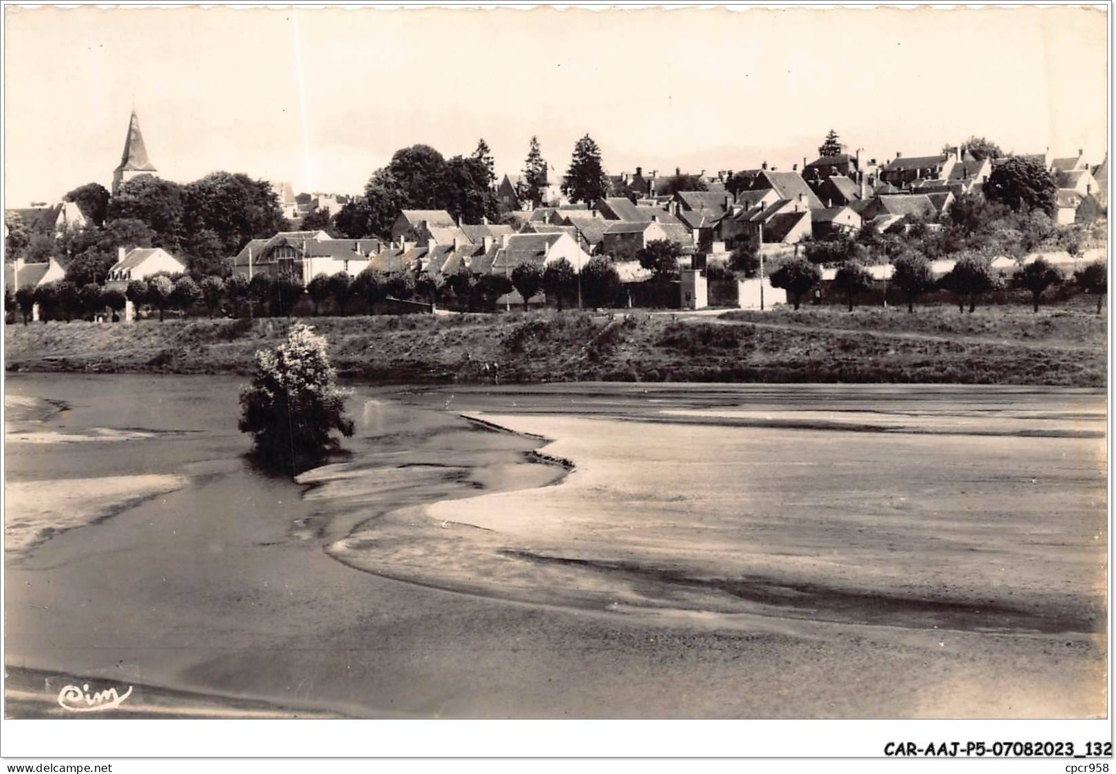 CAR-AAJP5-58-0442 - POUILLY-SUR-LOIRE - Vue Générale Et Sa Plage - Pouilly Sur Loire