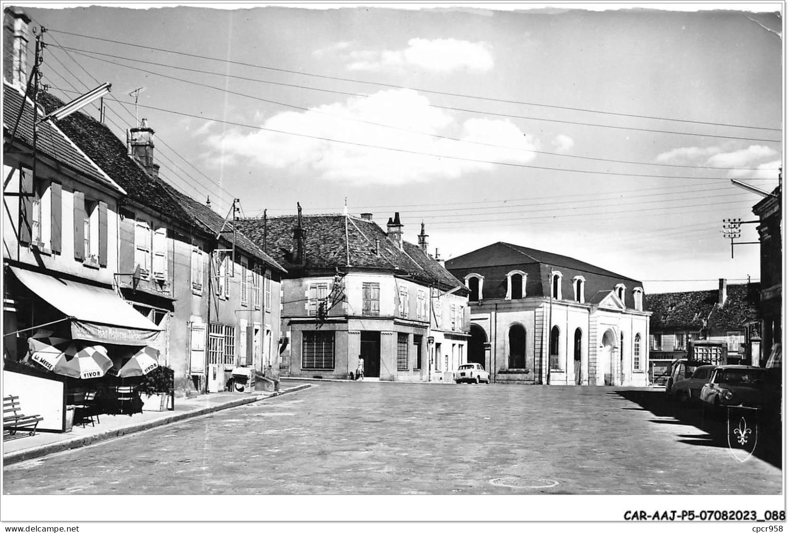 CAR-AAJP5-58-0420 - ENTRAINS-SUR-NOHAIN - Place Du Marché - Other & Unclassified