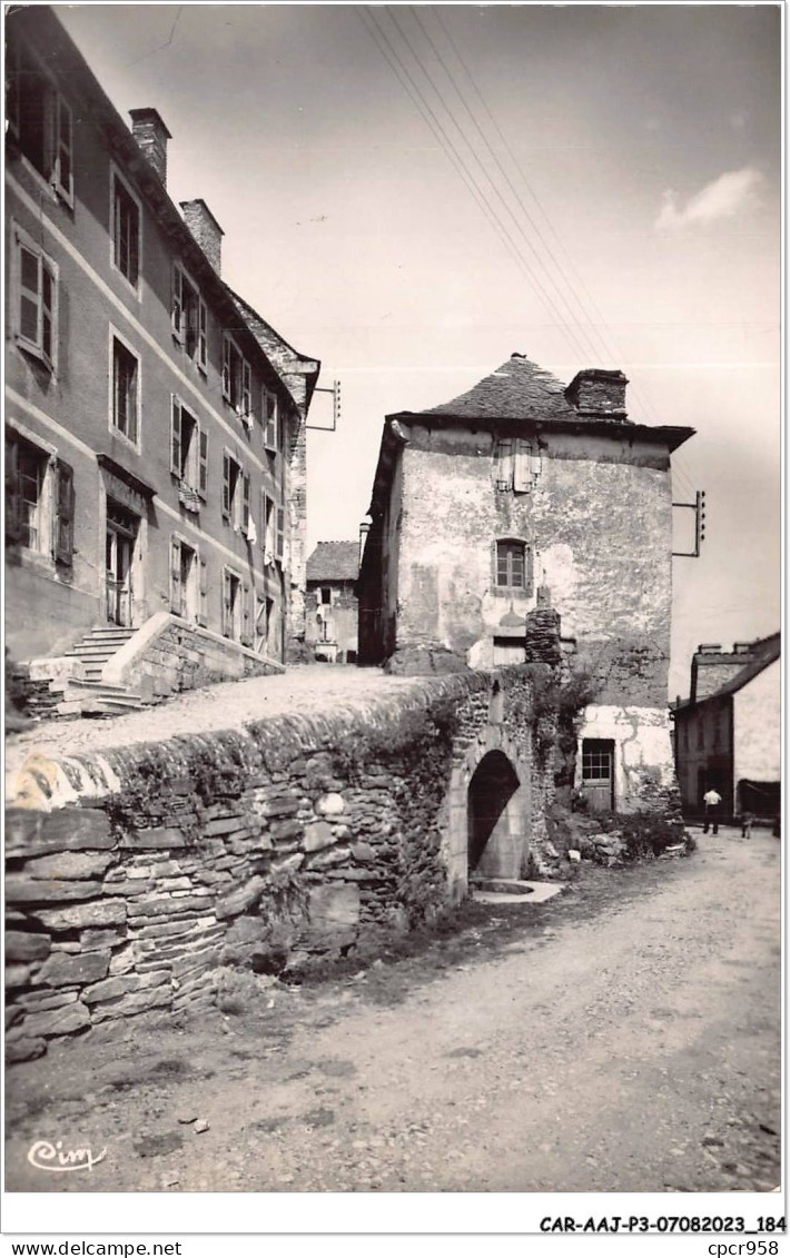 CAR-AAJP3-48-0271 - BAGNOLS-LES-BAINS - Vieux Quartier Au Dispensaire - Sonstige & Ohne Zuordnung