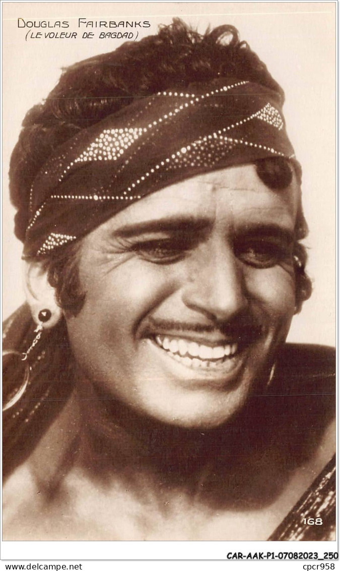 CAR-AAKP1-PHOTO-0126 - Acteur - Douglas FAIRBANKS - Le Voleur De Bagdad - Actors