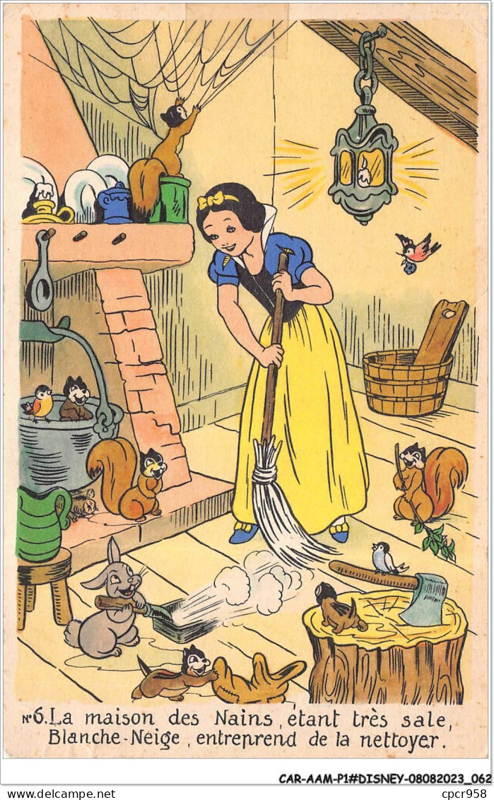 CAR-AAMP1-DISNEY-0032 - Blanche-Neige - La Maison Des Nains Etant Tres Sale Blanche-Neige Entreprend De La Nettoyer -N°6 - Disneyland