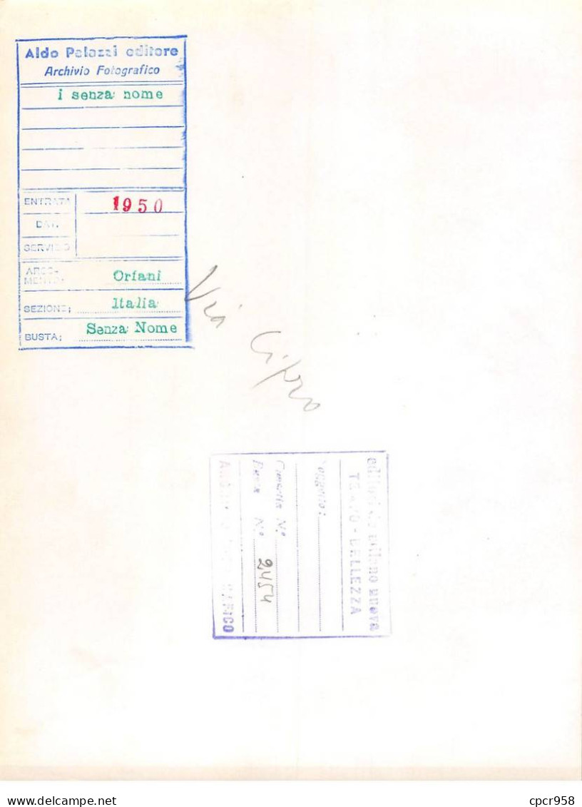 Photo De Presse.AM21121.24x18 Cm Environ.1950.Oriani.Italie.Senza Nome - Personas Identificadas