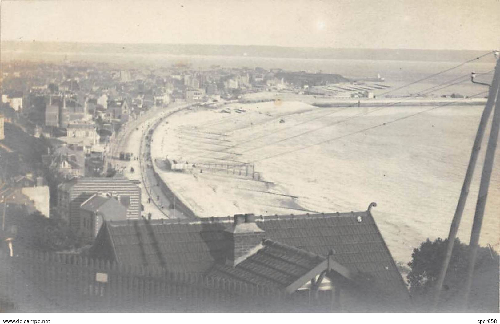 A Localiser - N°84433 - Paysage D'une Ville Au Bord De Mer - Carte Photo - To Identify