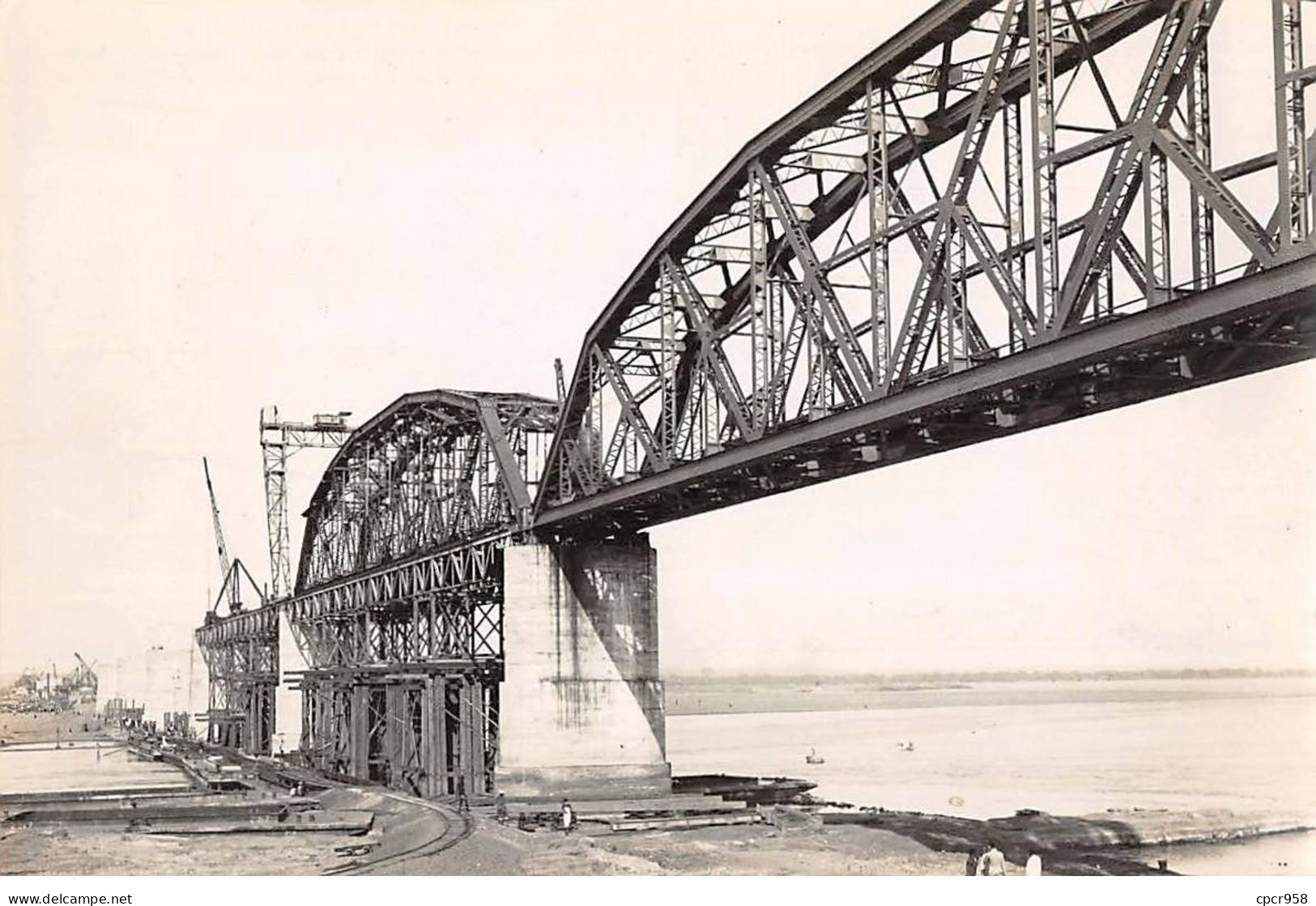 Photographie . Moi10161 . Mozambique.zambeze Bridge.1933  .15 X 11 Cm. - Lieux
