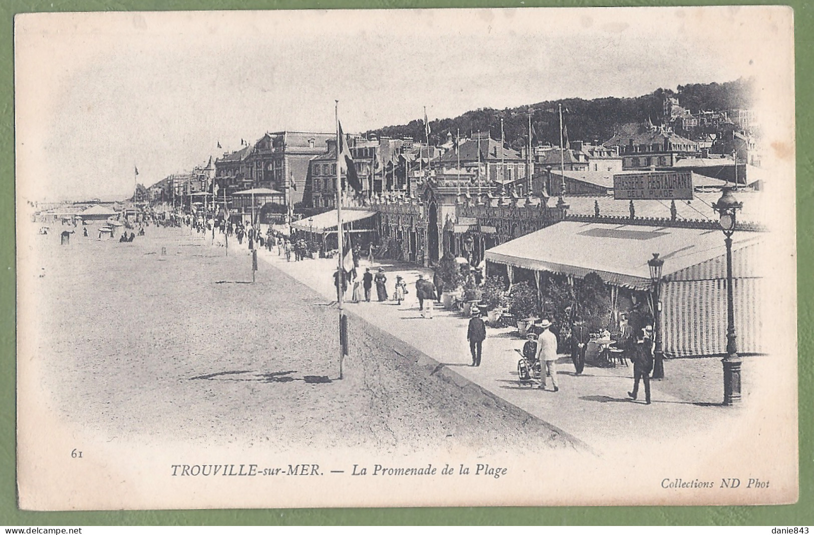 CPA Dos Précurseur - CALVADOS - TROUVILLE SUR MER - LA PROMENADE DE LA PLAGE - Animation, - Trouville