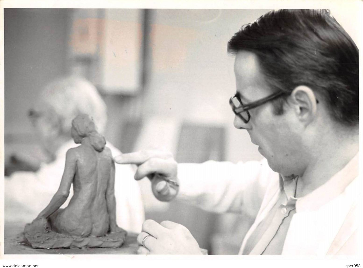 Photographie . Moi10076 .bernard Hauin?atelier De Bondy.sculpture.18 X 13 Cm. - Lugares