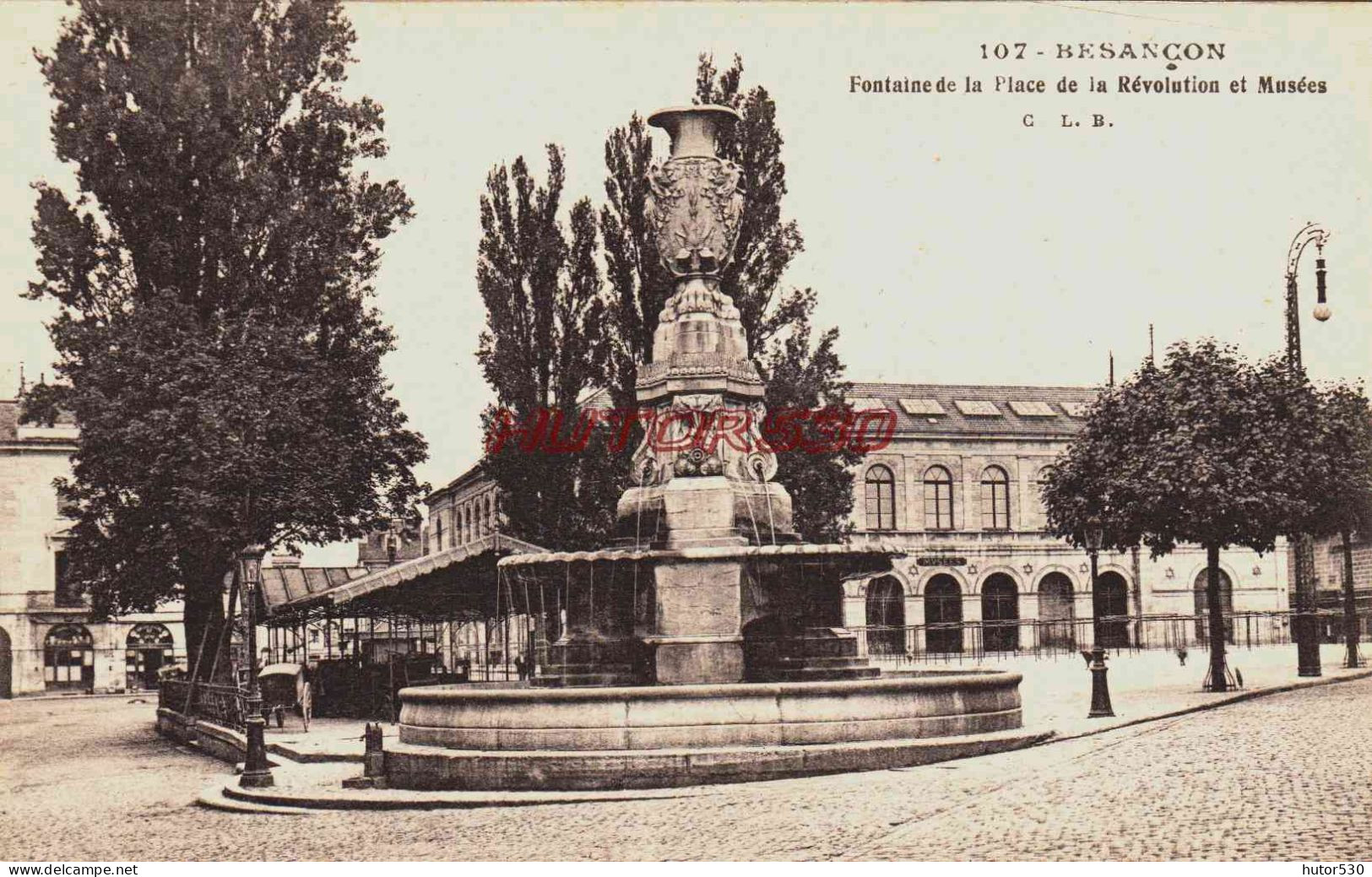 CPA BESANCON - DOUBS - PLACE DE LA REVOLUTION ET MUSEE - Besancon