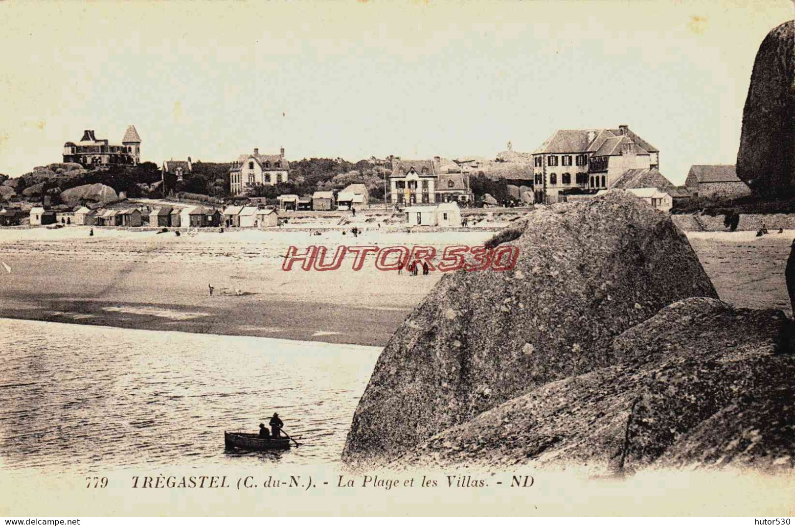 CPA TREGASTEL - COTES D'ARMOR - LA PLAGE ET LES VILLAS - Trégastel