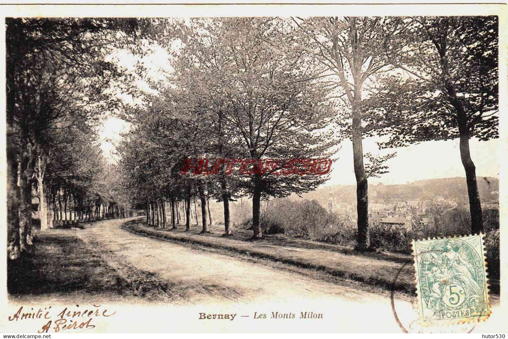 CPA BERNAY - EURE - LA ROUTE - LES MONTS MILON - Bernay