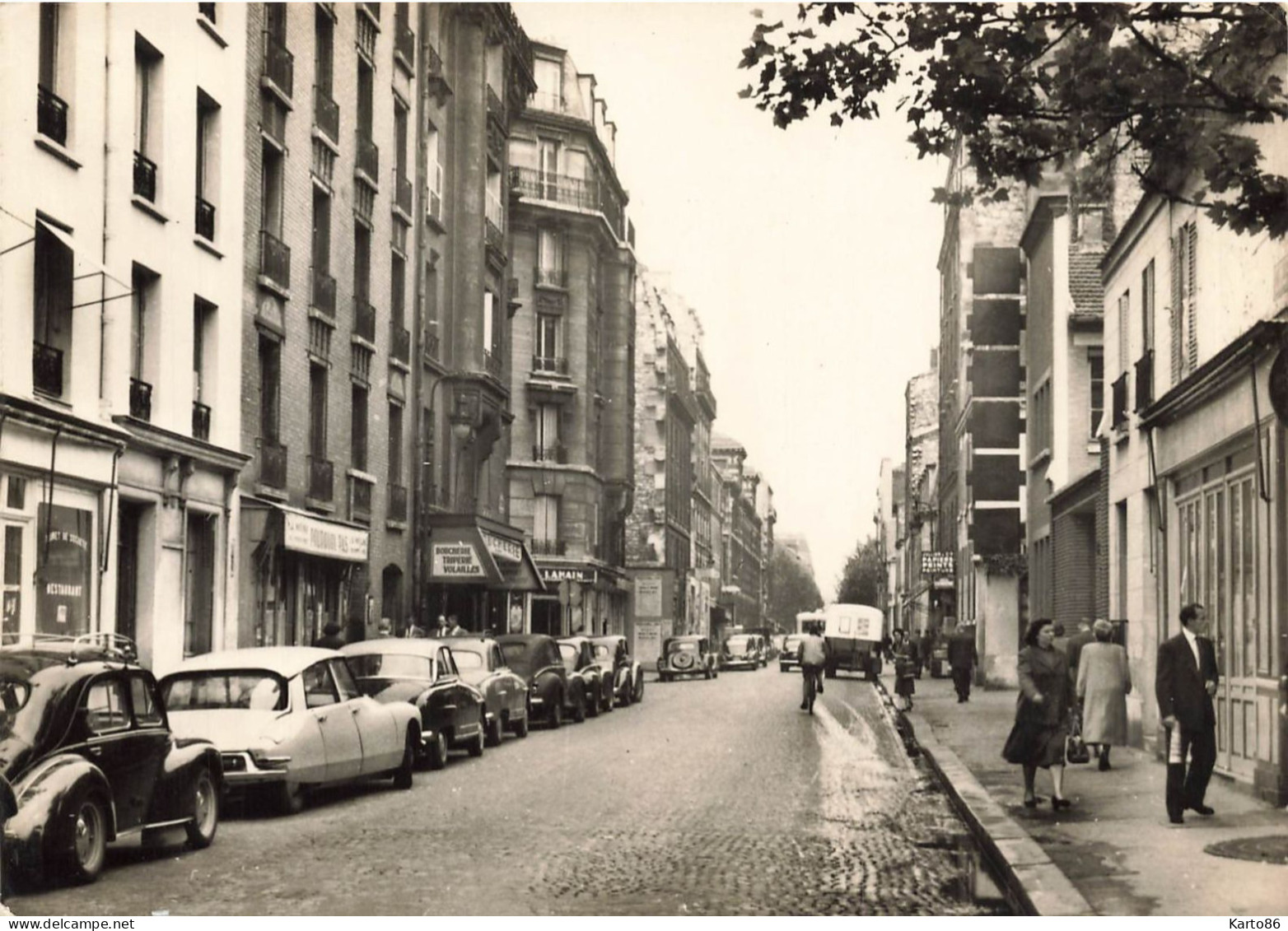 Paris 15ème * Rue St Charles * Automobiles Voitures Anciennes * Automobile Citorën DS - Distrito: 15