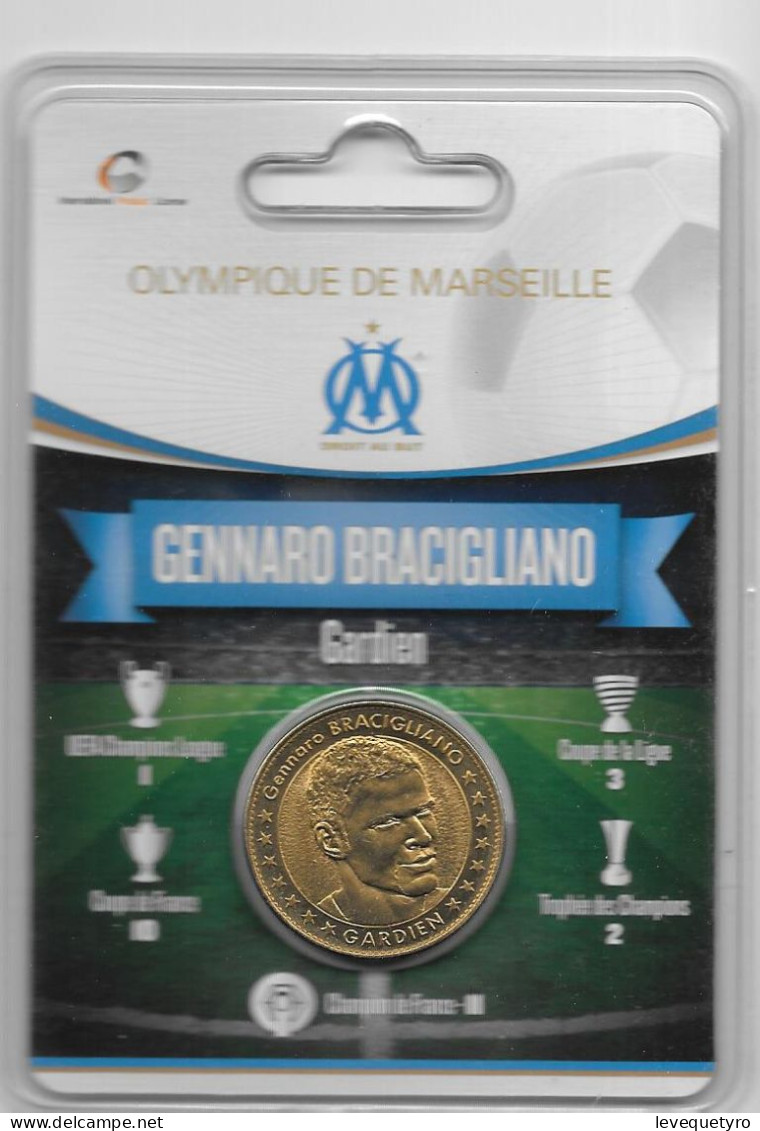 Médaille Touristique Arthus Bertrand AB Sous Encart Football Olympique De Marseille OM  Saison 2011 2012 Bracigliano - Non Datati