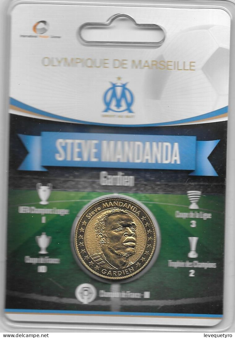 Médaille Touristique Arthus Bertrand AB Sous Encart Football Olympique De Marseille OM  Saison 2011 2012 Mandanda - Non-datés