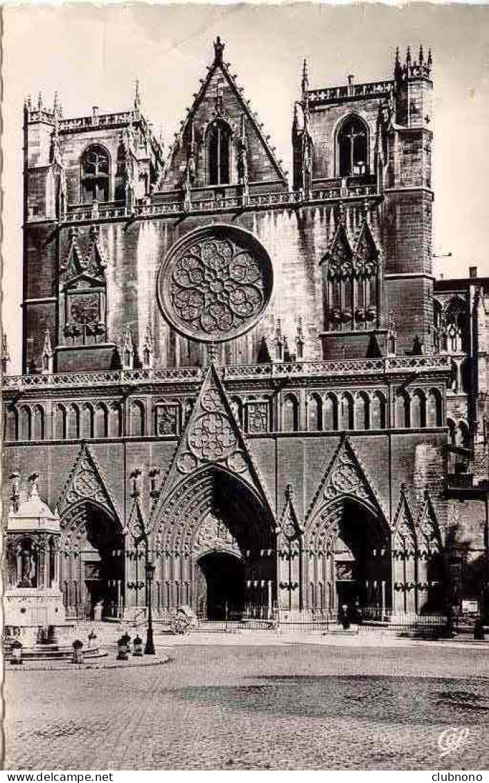 CPSM - LYON - LA CATHEDRALE SAINT JEAN - Sonstige & Ohne Zuordnung