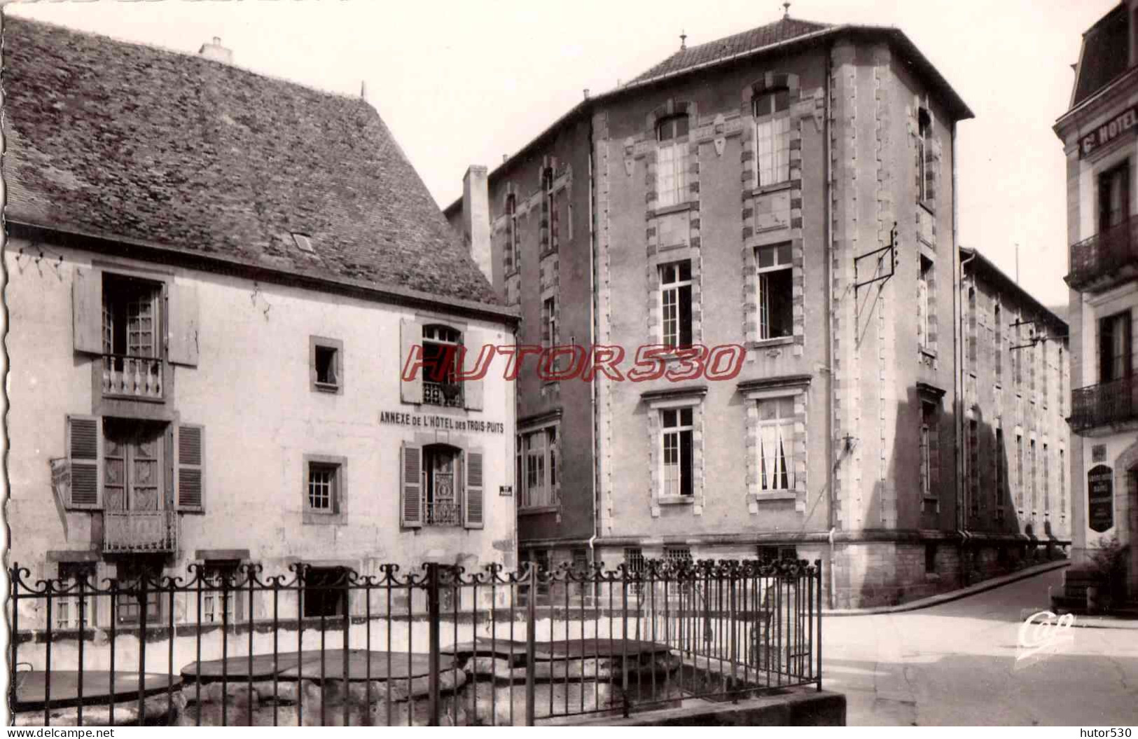 CPSM BOURBON L'ARCHAMBAULT - L'HOPITAL THERMAL ET LES TROIS PUITS - Bourbon L'Archambault