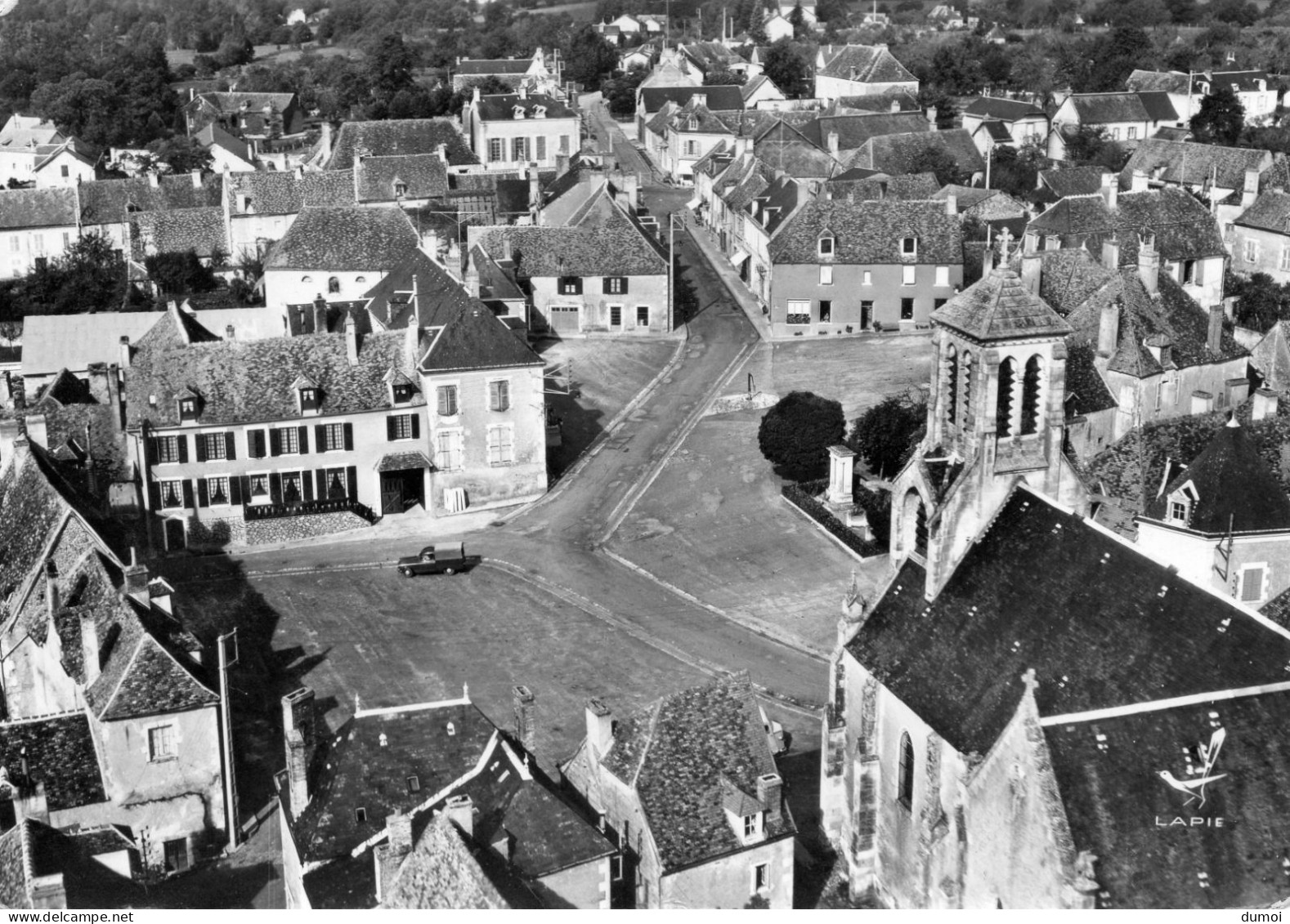 BELABRE  (Indre)  La Place  (vue Aérienne) - Other & Unclassified