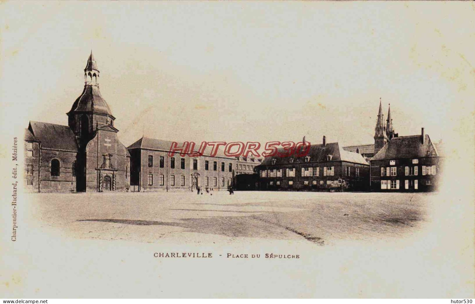 CPA CHARLEVILLE - PLACE DU SEPULCRE - Charleville