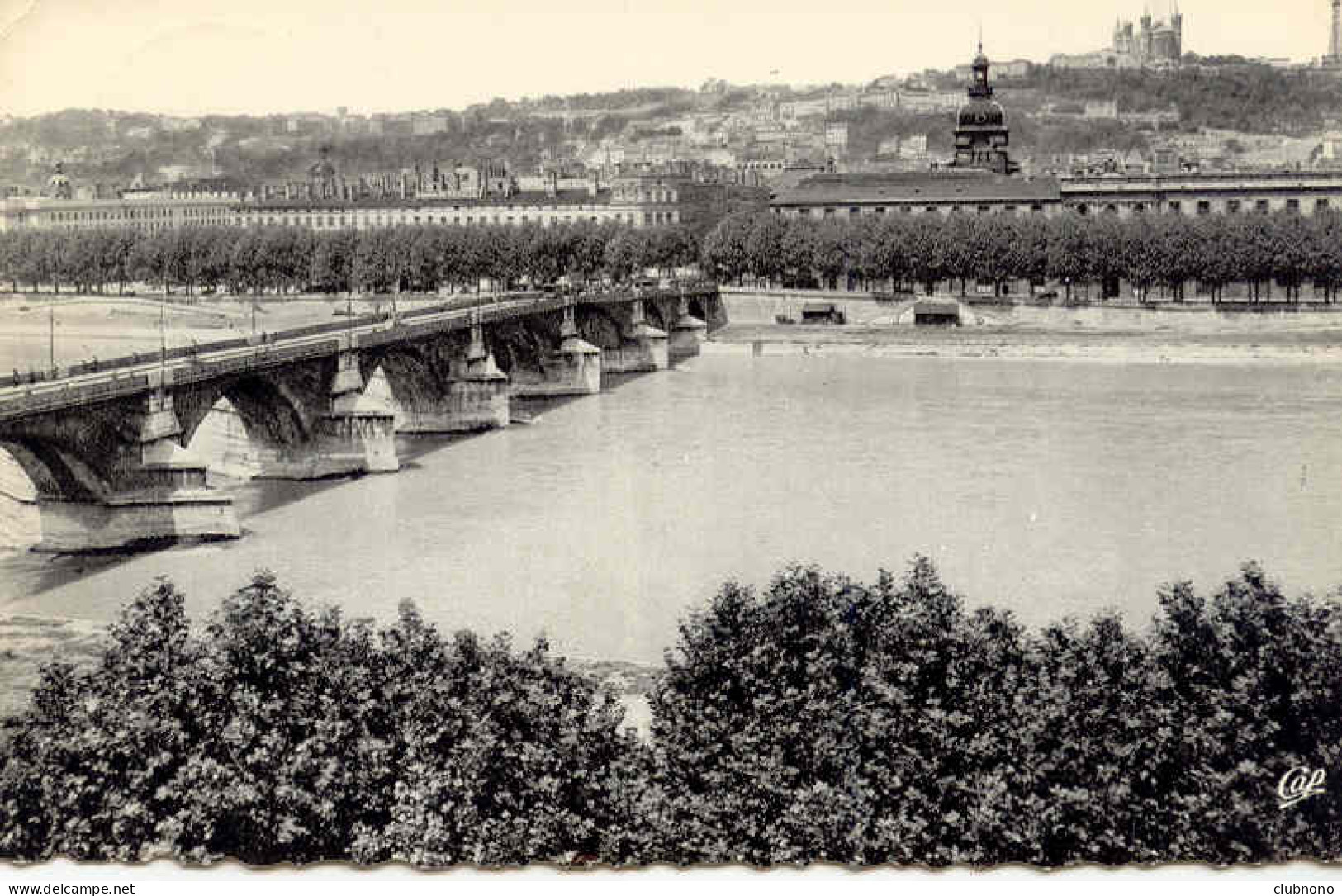 CPSM - LYON - LE PONT DE LA GUILLOTIERE L'HOTEL DIEU ET LA COLLINE DE FOURVIERE - Sonstige & Ohne Zuordnung