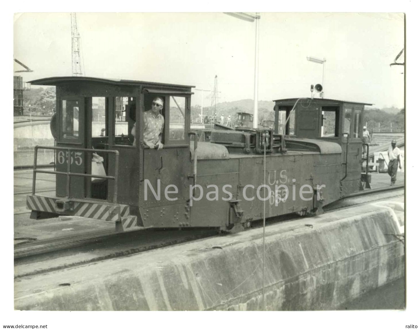 PANAMA Vers 1960 Une Locomotive Du Canal Photo 18 X 23,9 Cm Par Victor Borlandelli - Lieux