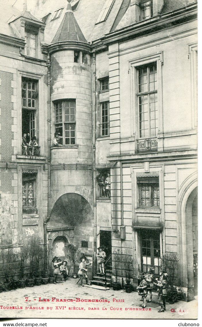 CPA -  PARIS - LES FRANCS-BOURGEOIS - TOURELLE D'ANGLE, DANS LA COUR D'HONNEUR - Other & Unclassified