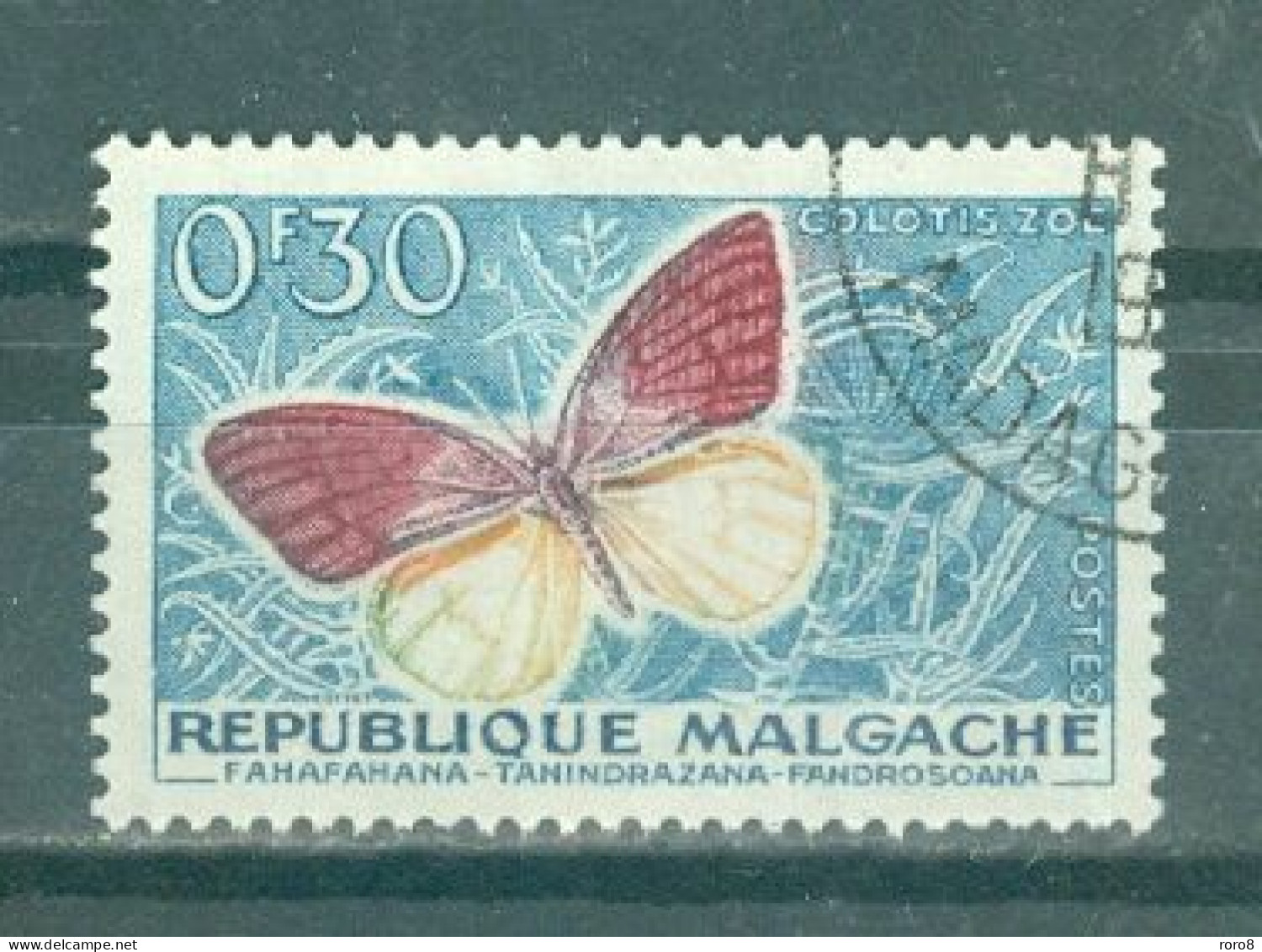 MADAGASCAR - N°341 Oblitéré. Papillons Et Culture. - Vlinders