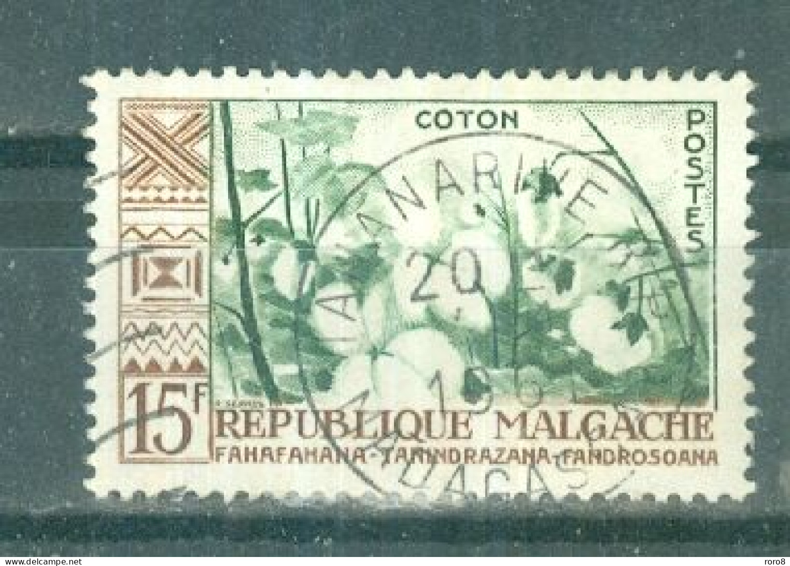 MADAGASCAR - N°350 Oblitéré. Papillons Et Culture. - Autres & Non Classés