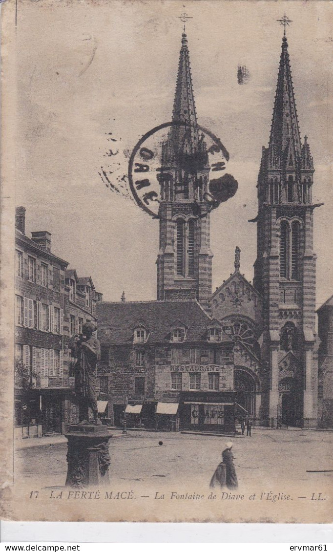 61 - La FERTE-MACE - La Fontaine De Diane Et L'Eglise - La Ferte Mace