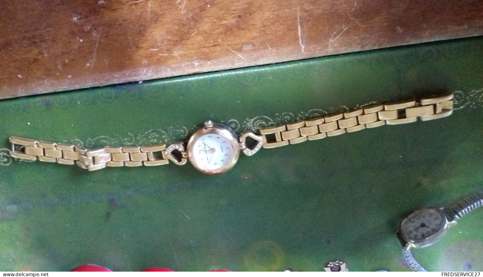 B18 / MONTRE GABRIELLE  VIZENZA  COULEUR OR ET PIERRE - Watches: Old