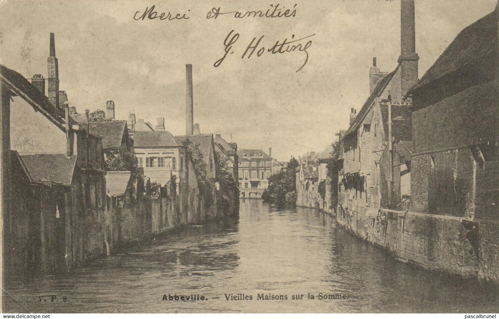 ABBEVILLE - VIEILLES MAISONS SUR LA SOMME - Abbeville