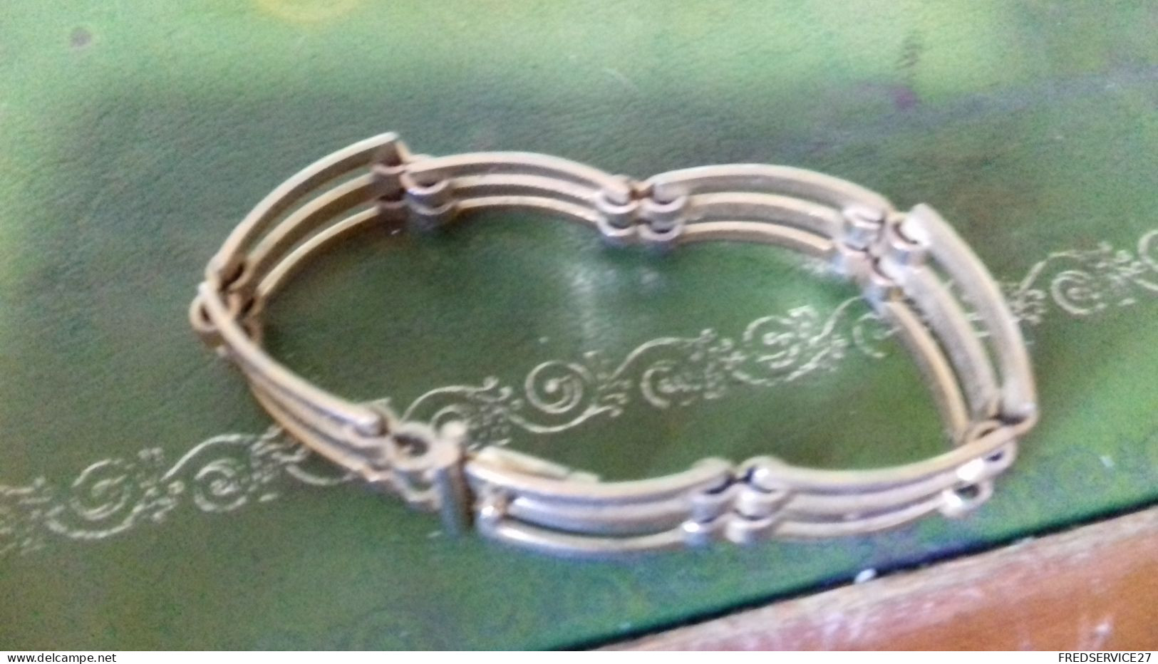 B18 / BRACELET COULEUR OR - Armbänder