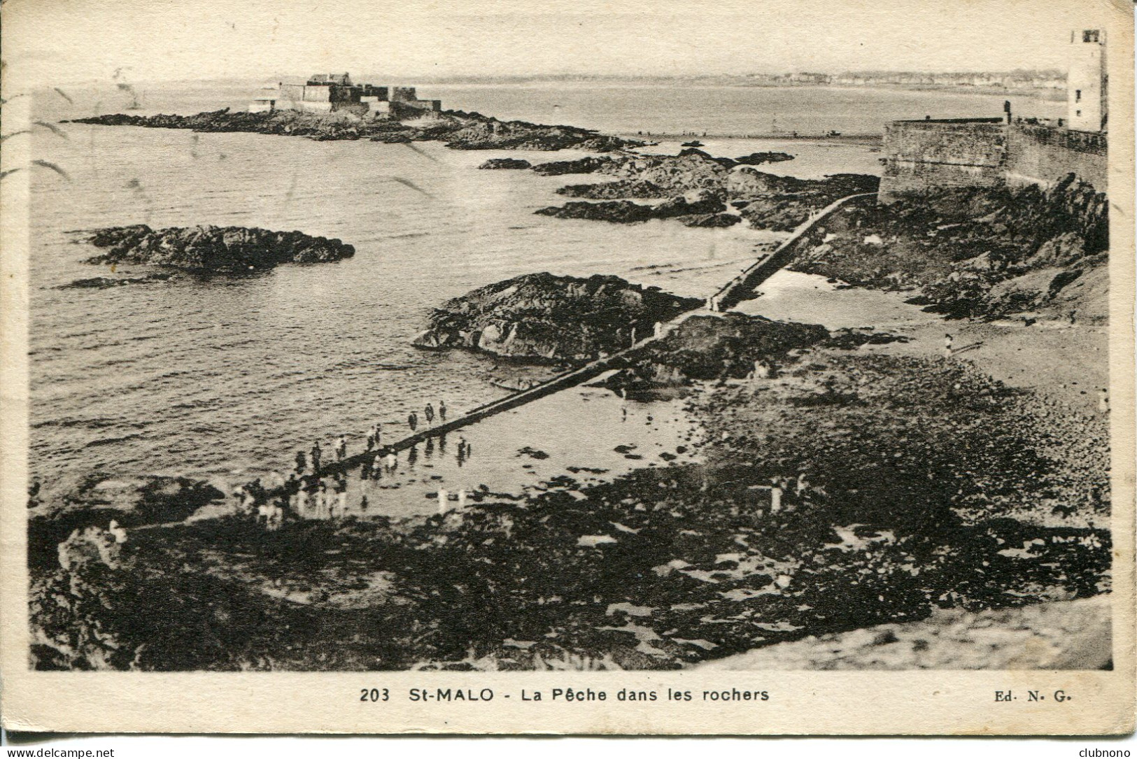 CPA  - SAINT-MALO - LA PECHE DANS LES ROCHERS - Saint Malo