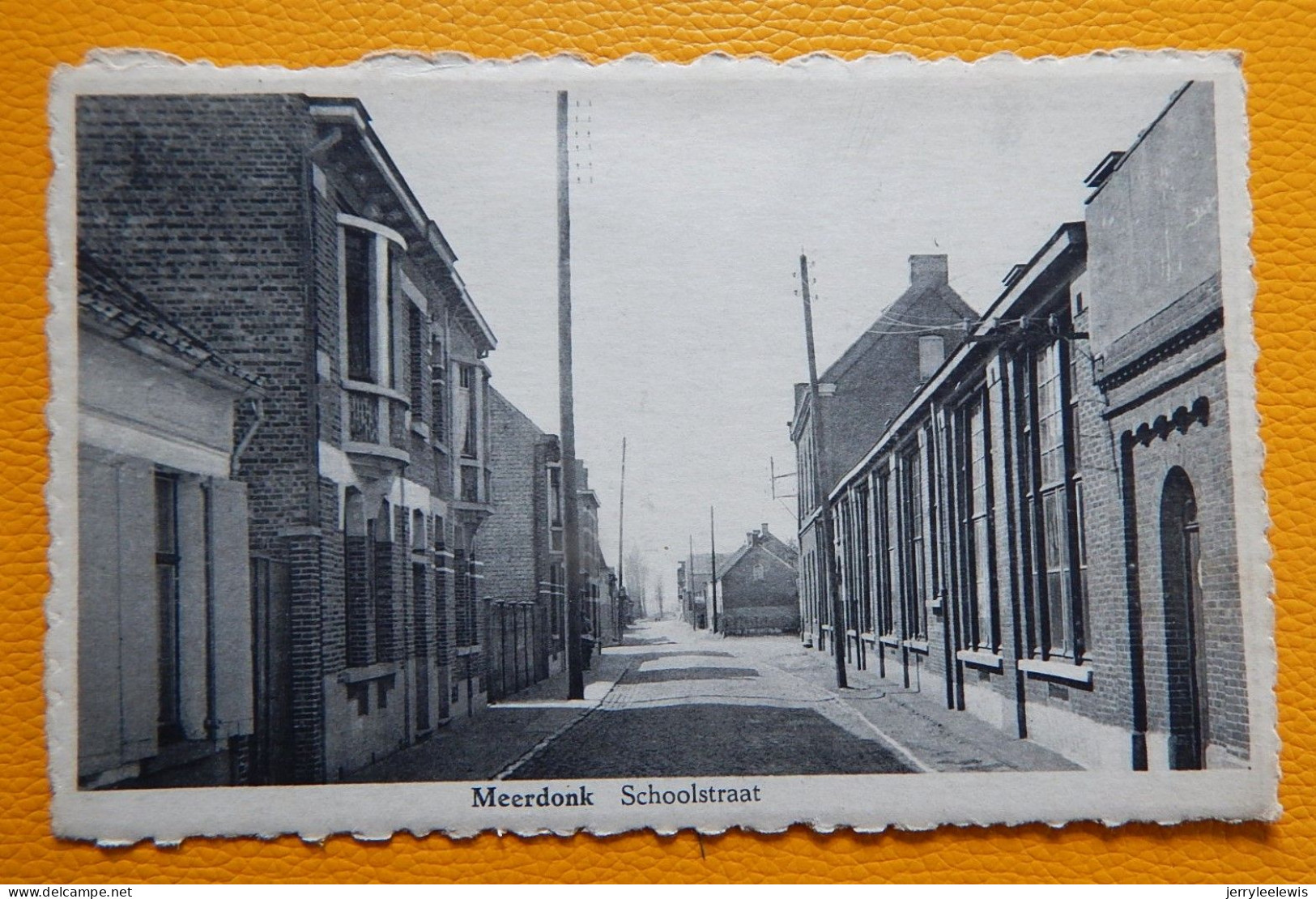 MEERDONK  -  Schoolstraat - Sint-Gillis-Waas