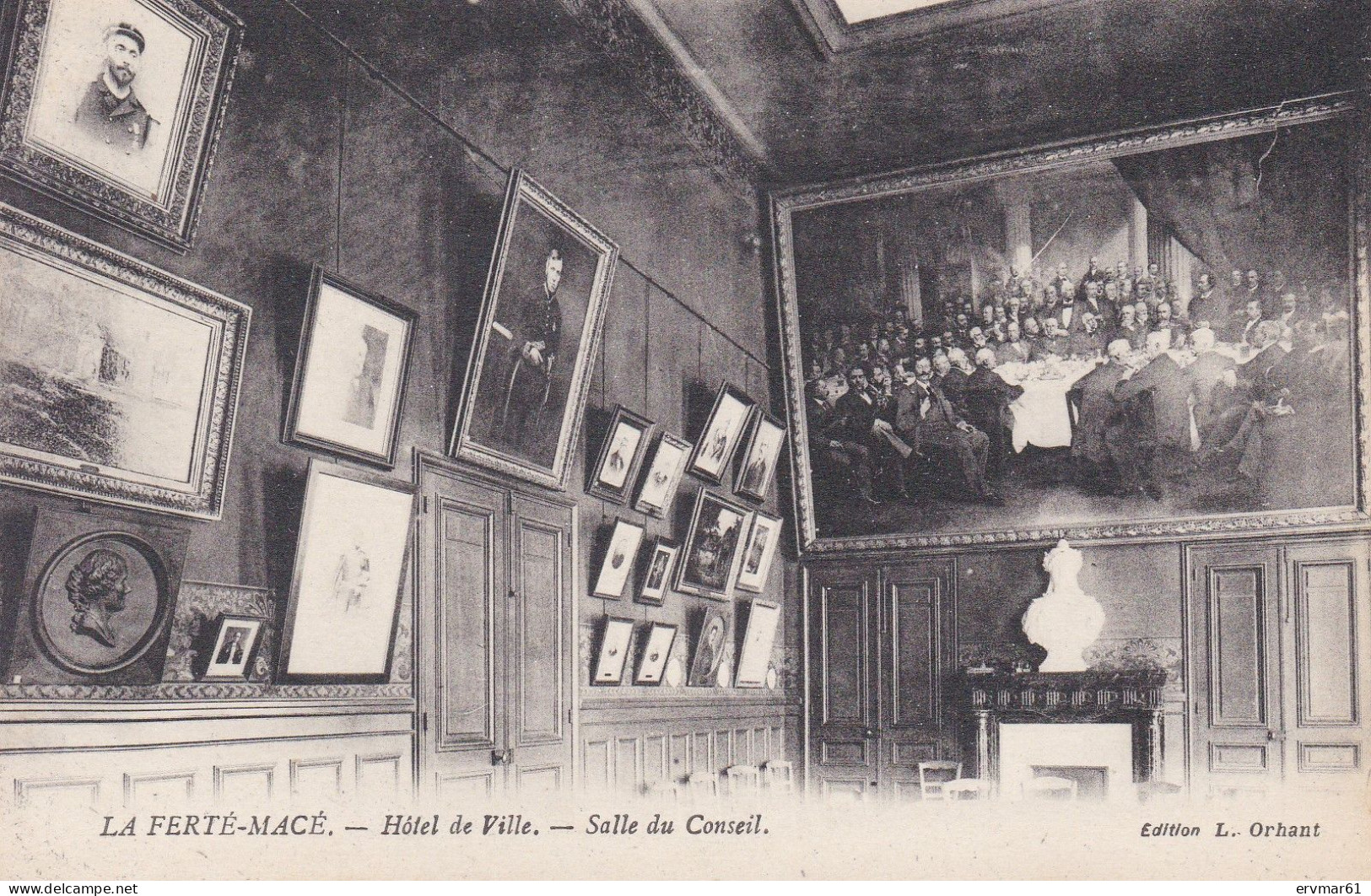 61 - La FERTE-MACE - Hôtel De Ville - Salle Du Conseil - La Ferte Mace