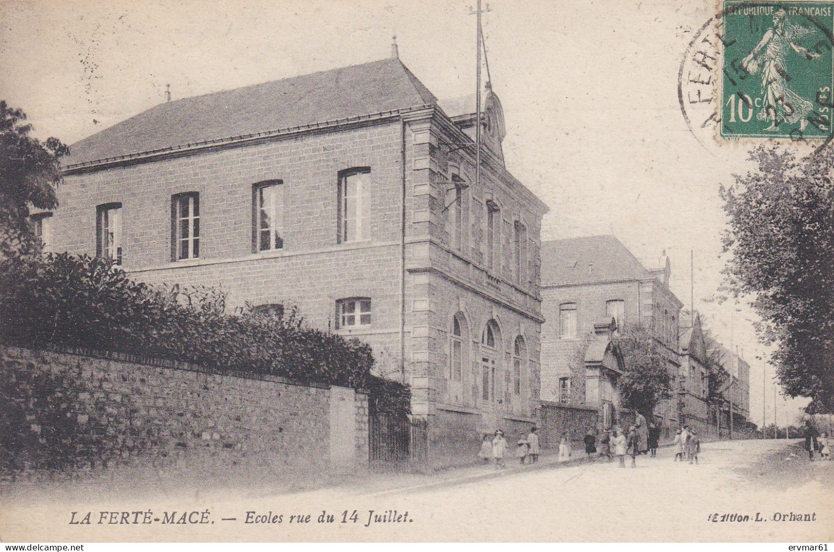 61 - La FERTE-MACE - Ecoles Du 14 Juillet - La Ferte Mace