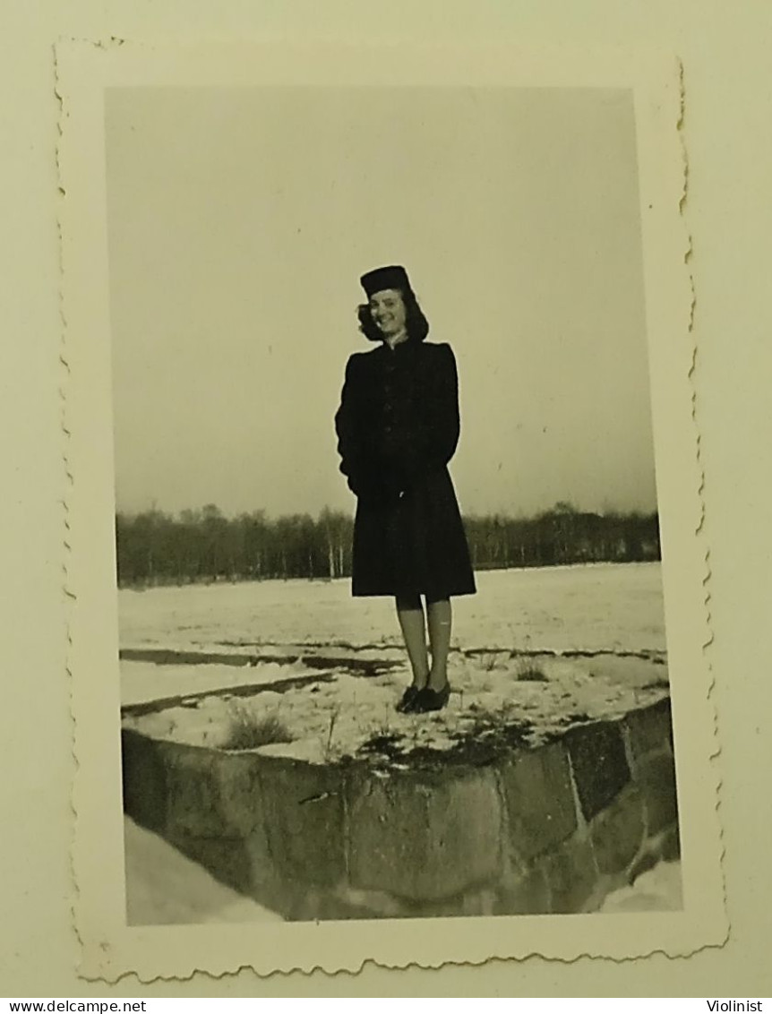 Germany-Girl In The Snow-Photo Gowin,Finsterwalde-old Photo - Places
