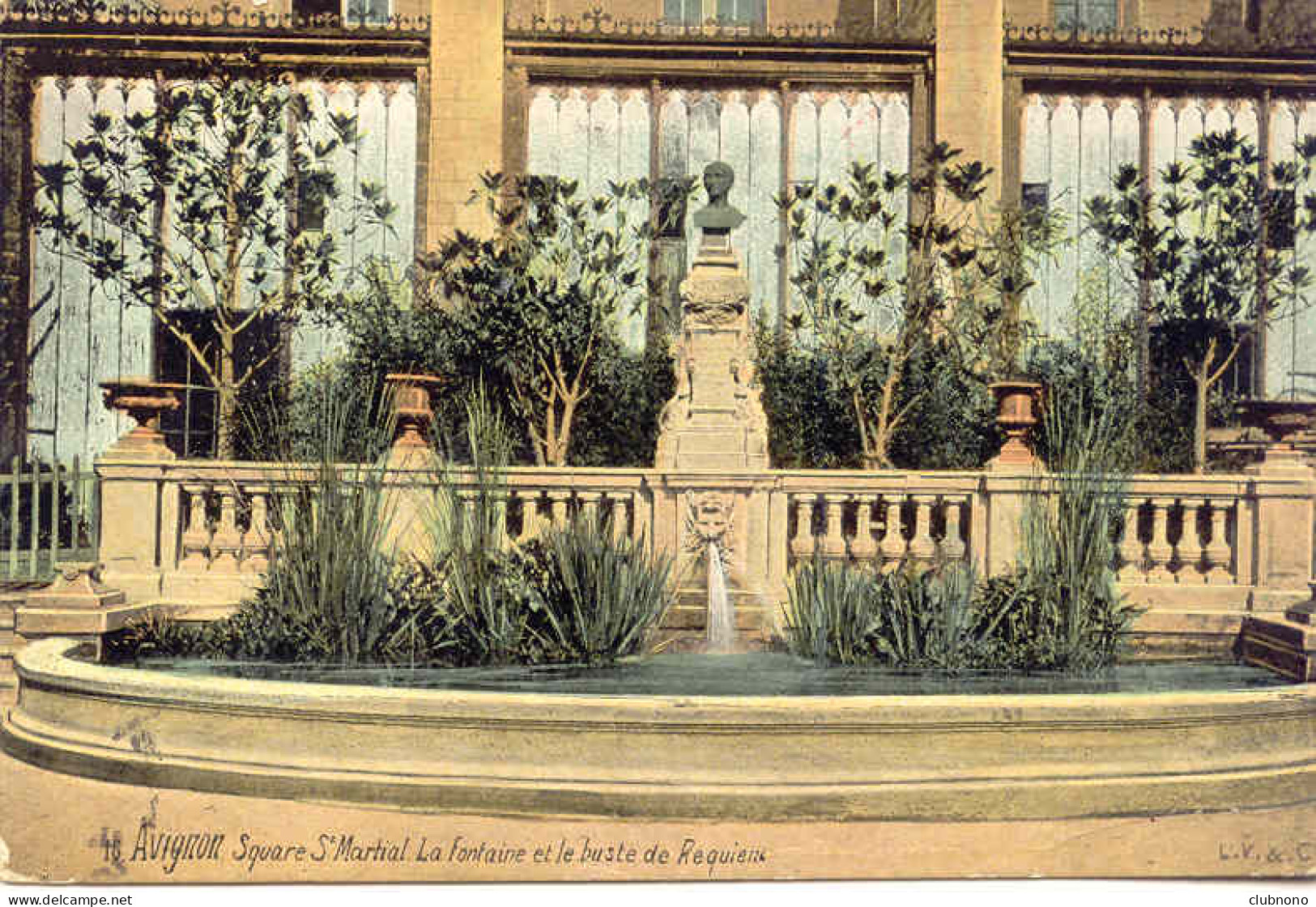 CPA - AVIGNON - SQUARE ST MARTIAL - LA FONTAINE ET BUSTE DE REQUIEM - Avignon