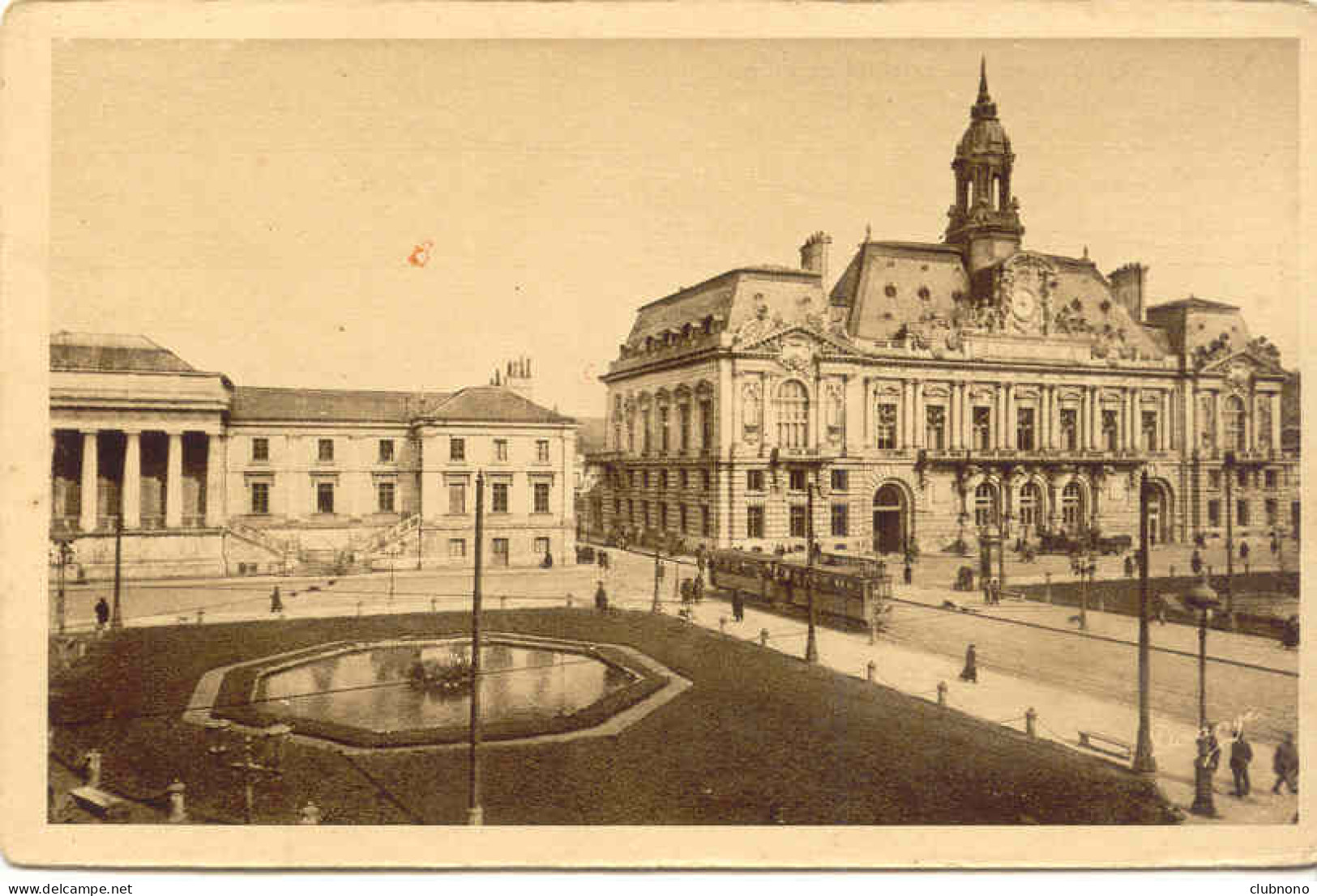 CPA - TOURS - HOTEL DE VILLE ET PALAIS DE JUSTICE (TRAM) - Tours