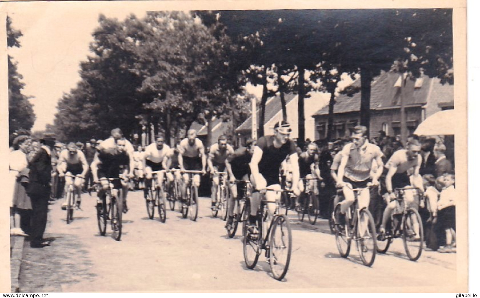 Carte Photo - Cyclisme - Velo - Course De Cyclistes Amateurs En Belgique - Wielrennen