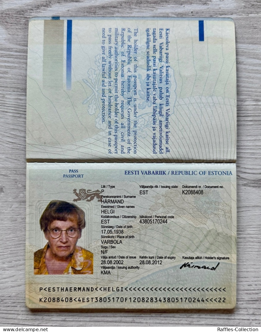 Estonia Passport Passeport Reisepass Pasaporte Passaporto - Historical Documents